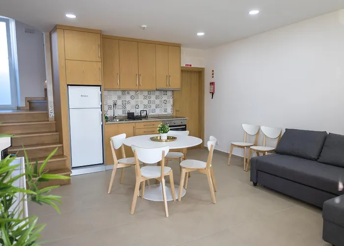 Casinha Do Adro بيت للعطل Paços da Serra